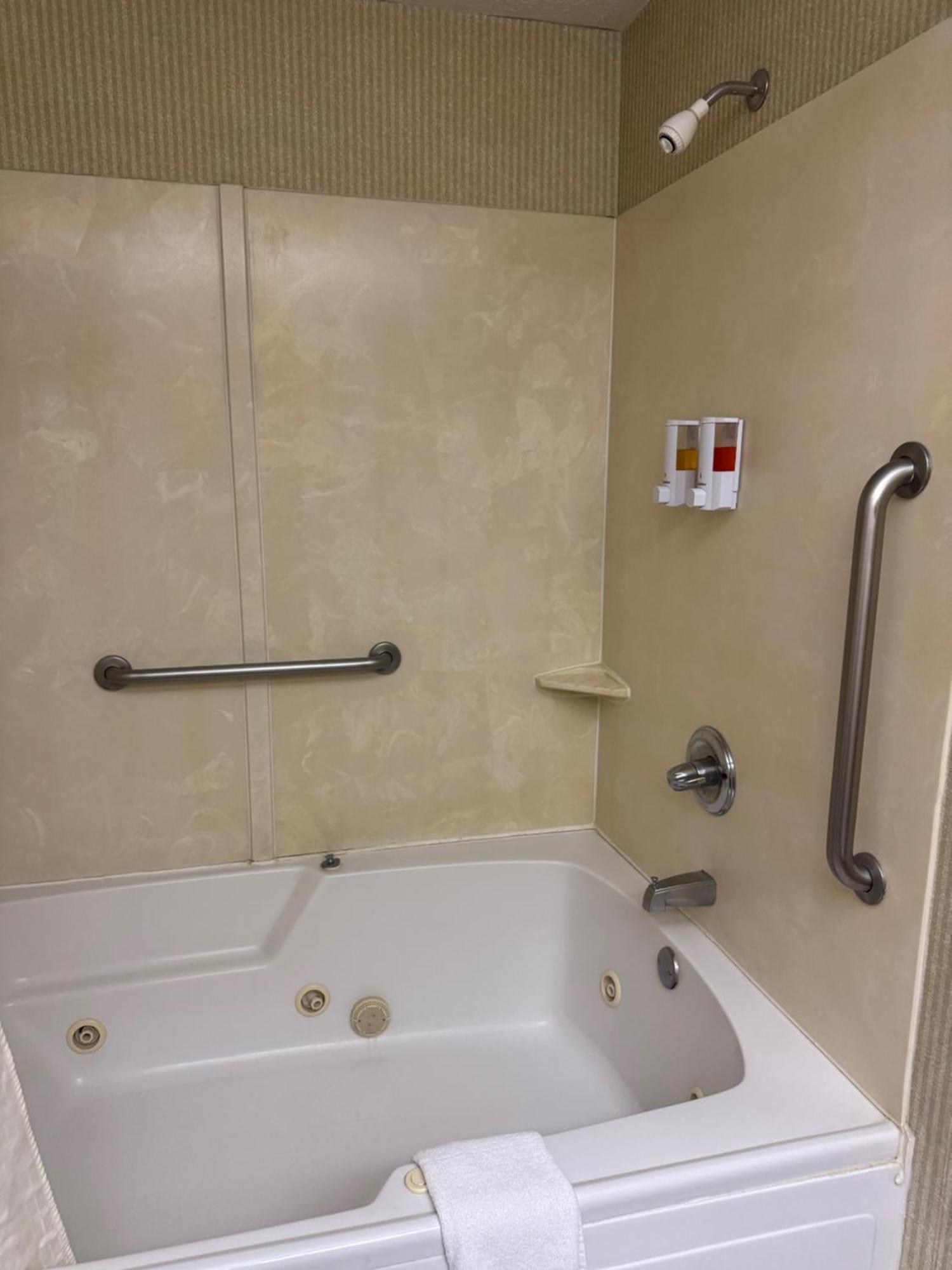 Windsor Inn&suites 3* Dodge City