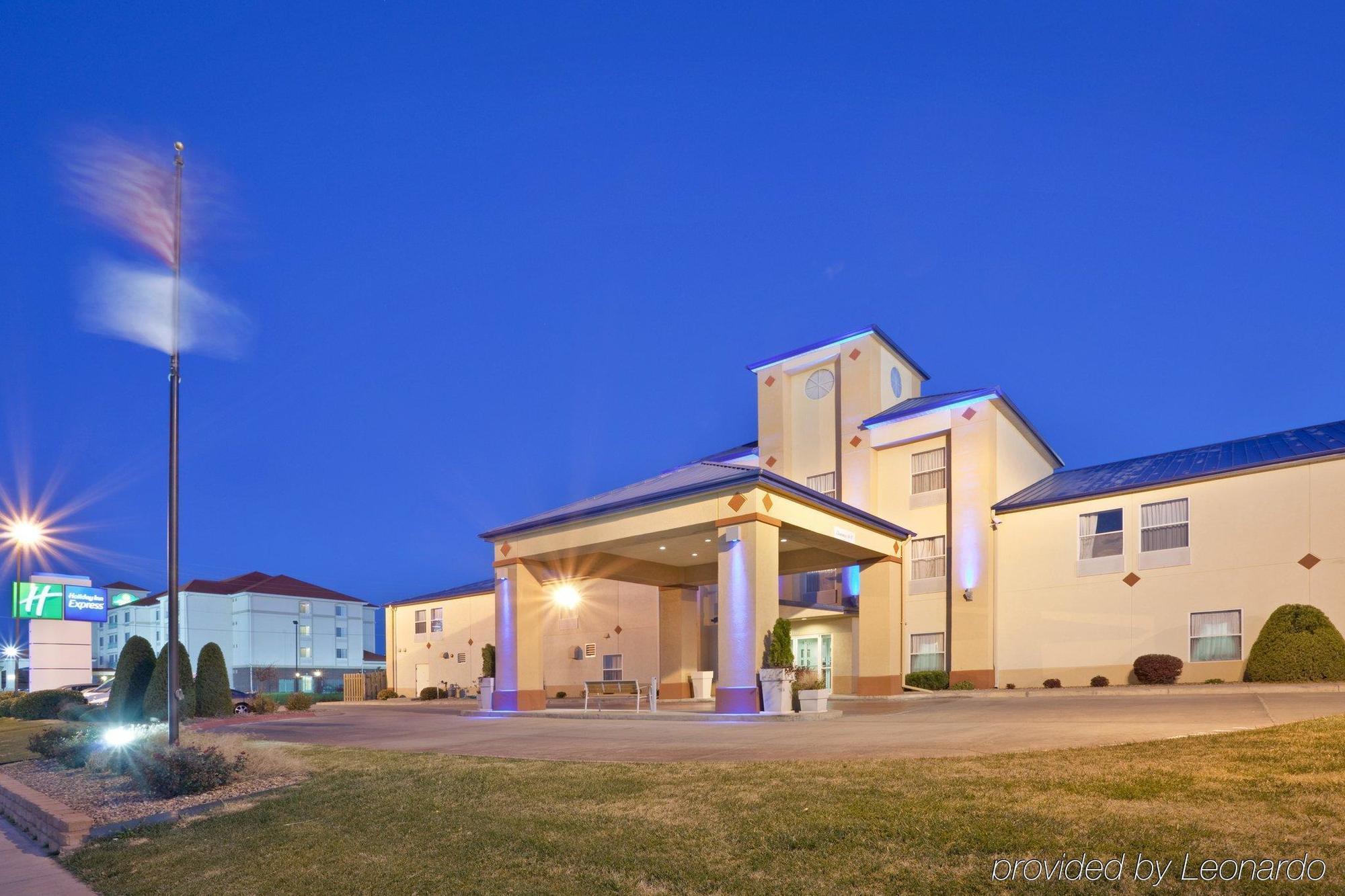 Windsor Inn&suites