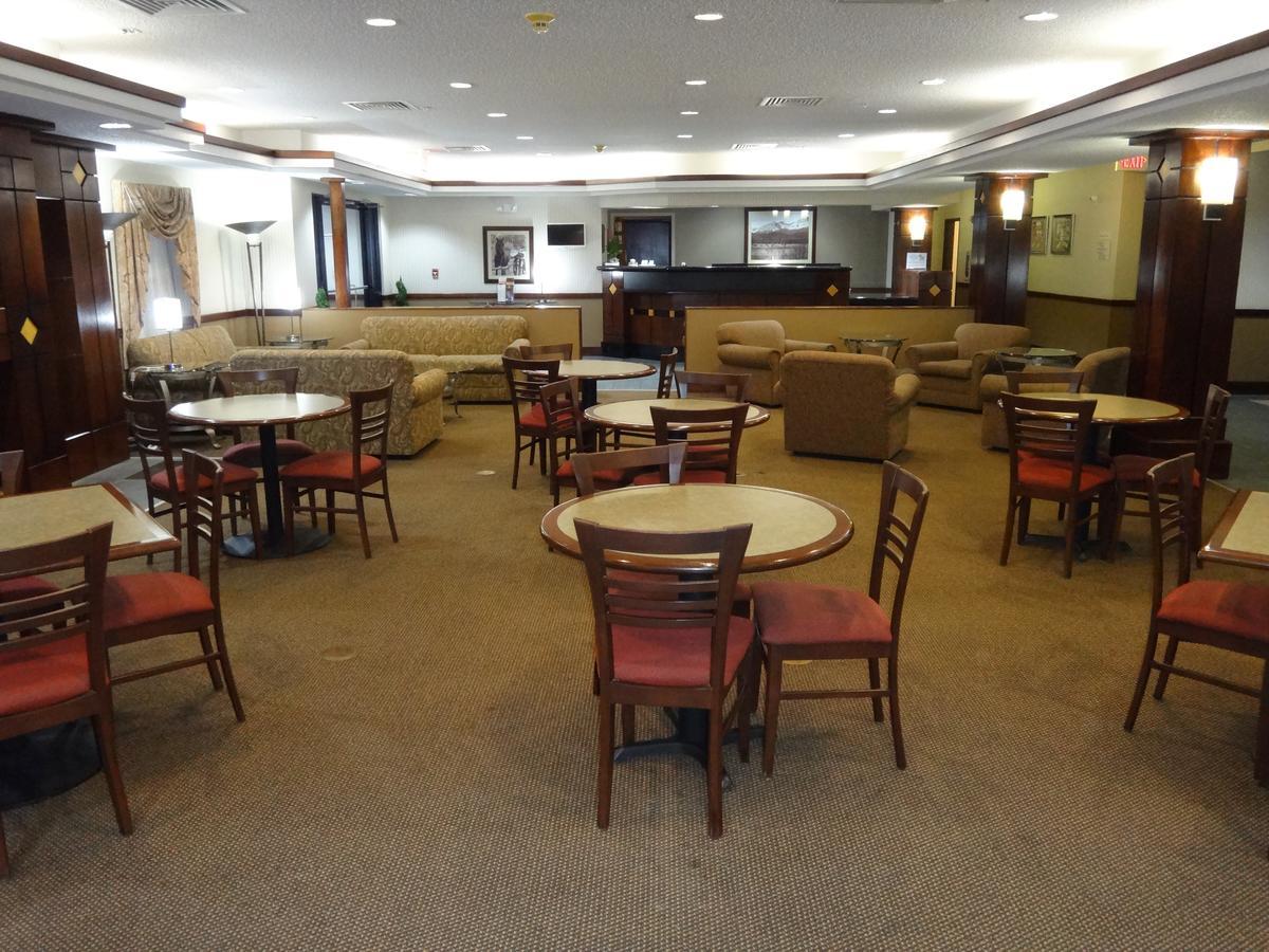 Windsor Inn&suites Hotel 3*