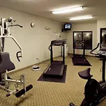 Windsor Inn & Suites 